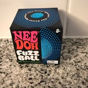 Fuzz Ball Velvet Squeeze - Blue